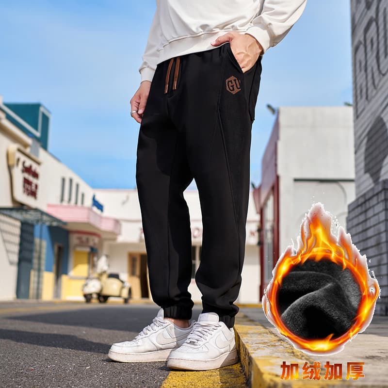 Plus-size winter new arrivals, high-street retro style patchwork embroidered fleece-lined pants with tapered cuffs and thickened design, men's sweatpants