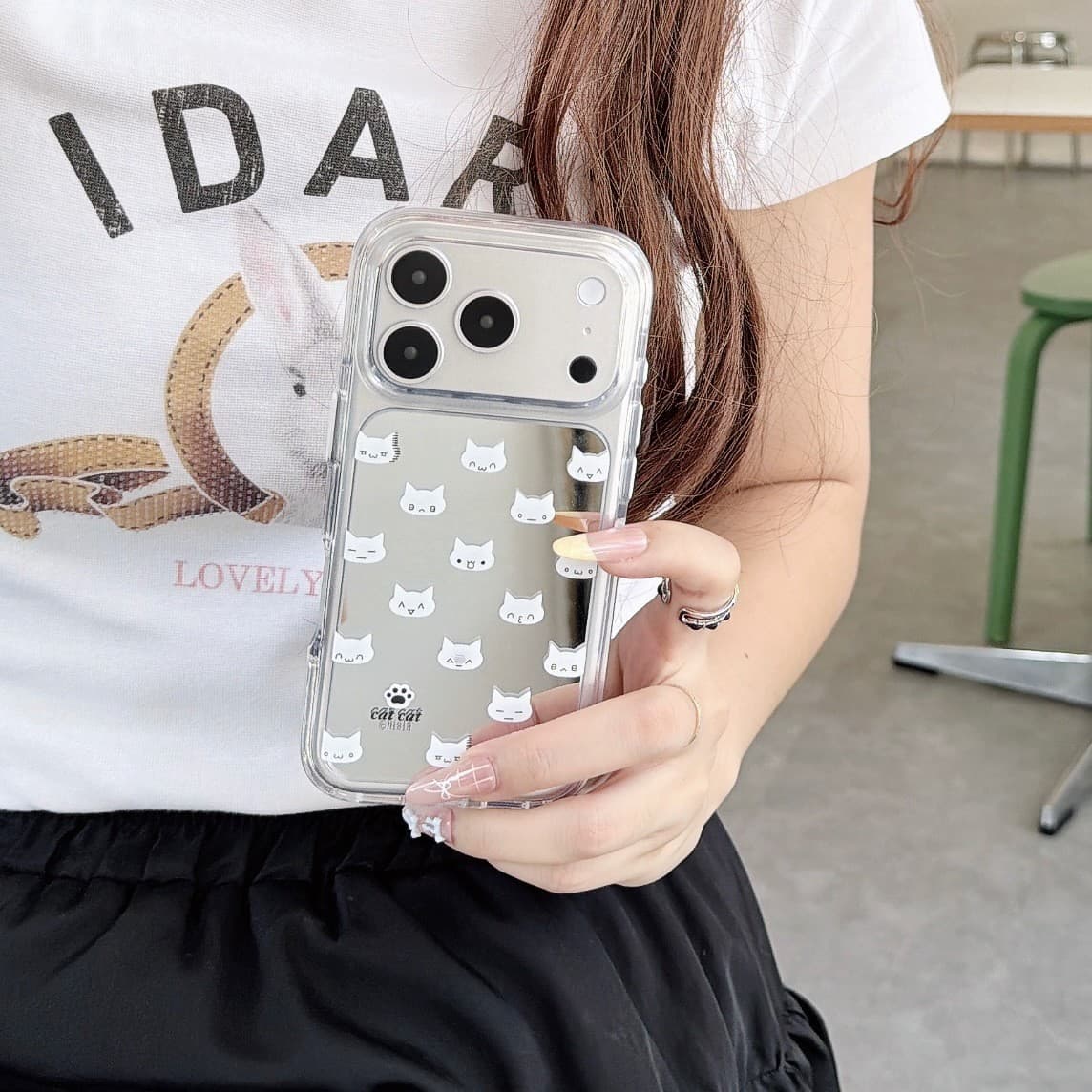 Summer cute full screen mirror cat suitable for 17promax Apple 16 mobile phone case iPhone15 space case 17
