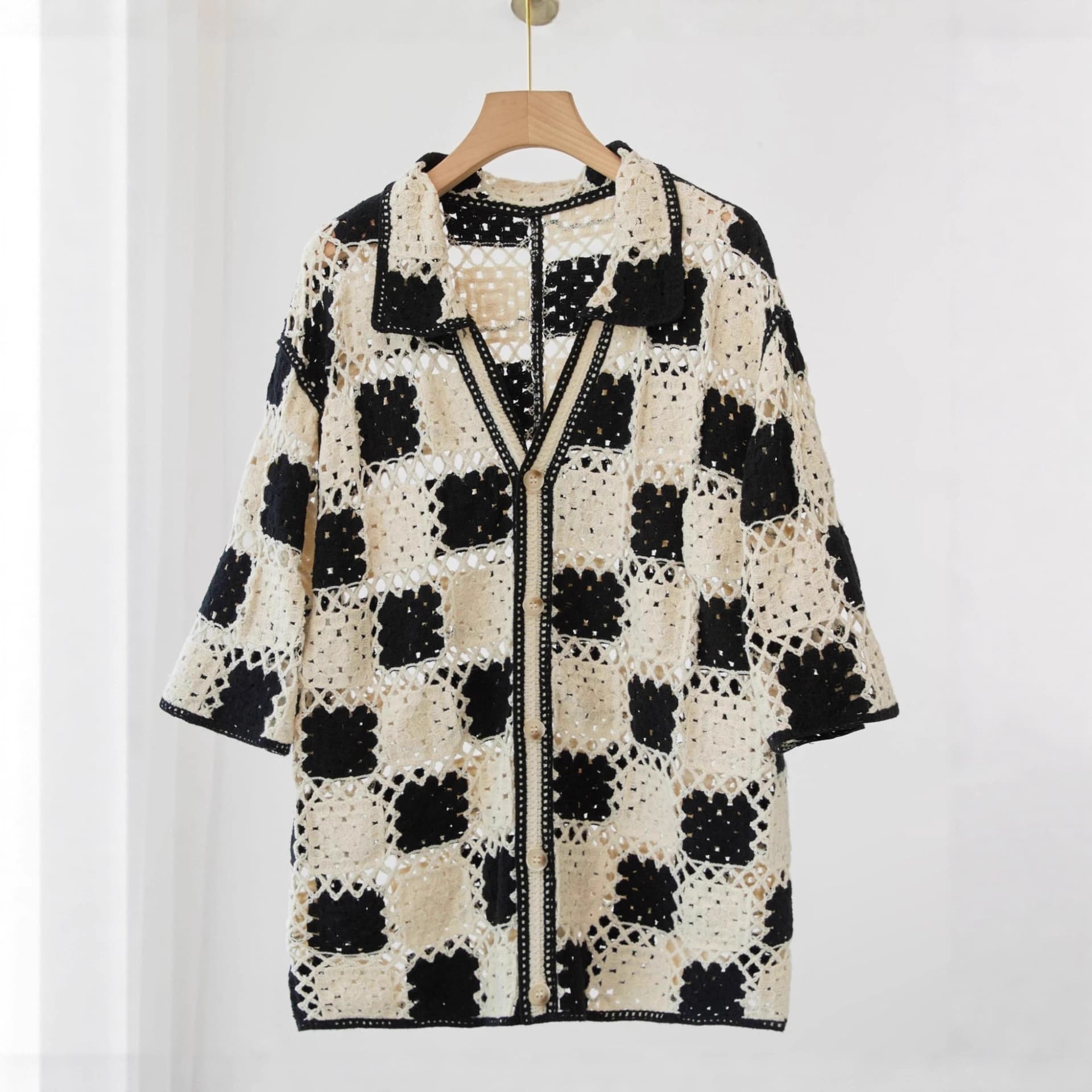 2025 New Style Lazy Sweater Spring Large Size Black and White Knitted Round Neck Pullover Hollow Top for Men