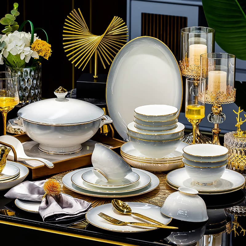 Jingdezhen ceramic bowls and plates wholesale source manufacturer direct sales Phnom Penh European high-end tableware set can be customized