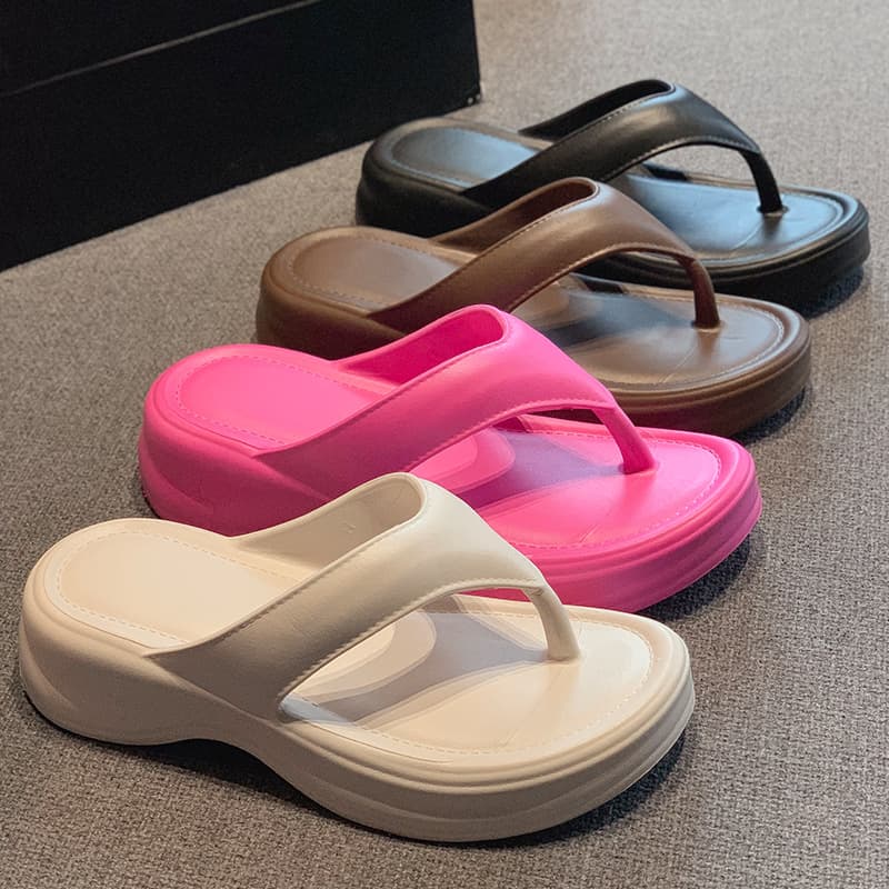 New EVA flip-flops for women in summer, flip-flops for women, non-slip, fashionable, versatile, soft-soled beach slippers
