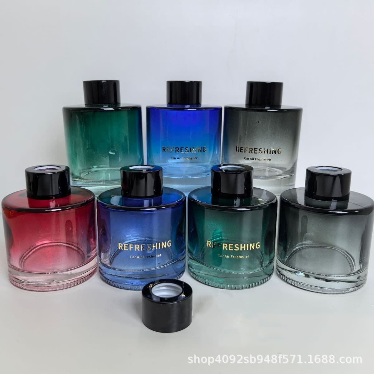 Factory direct sales wholesale 150ml100ml aromatherapy bottle perfume bottle high quality glass bottle crystal white glass bottle
