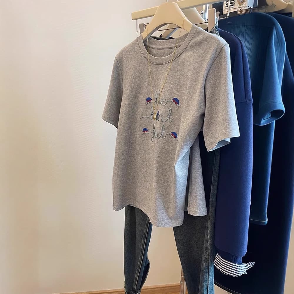 Clearance last stock~Counter last stock European goods heavy industry embroidered T-shirt women's casual loose slimming round neck short-sleeved top summer