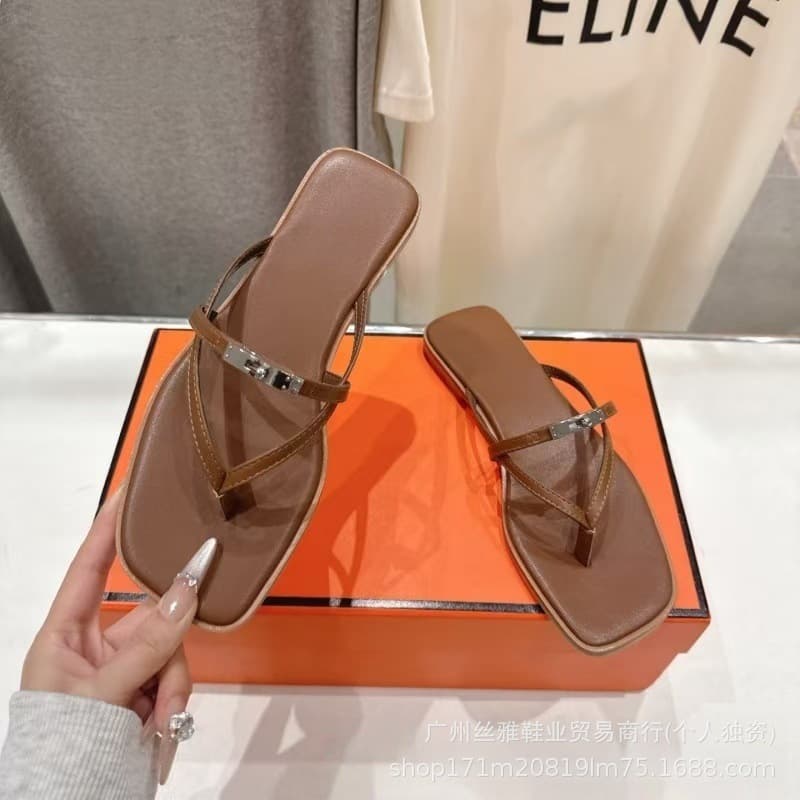 H Brand 2026 Summer New Genuine Leather Metal Buckle Breathable Flat Sandals Women's Flip Flops Outdoor Beach Sandals
