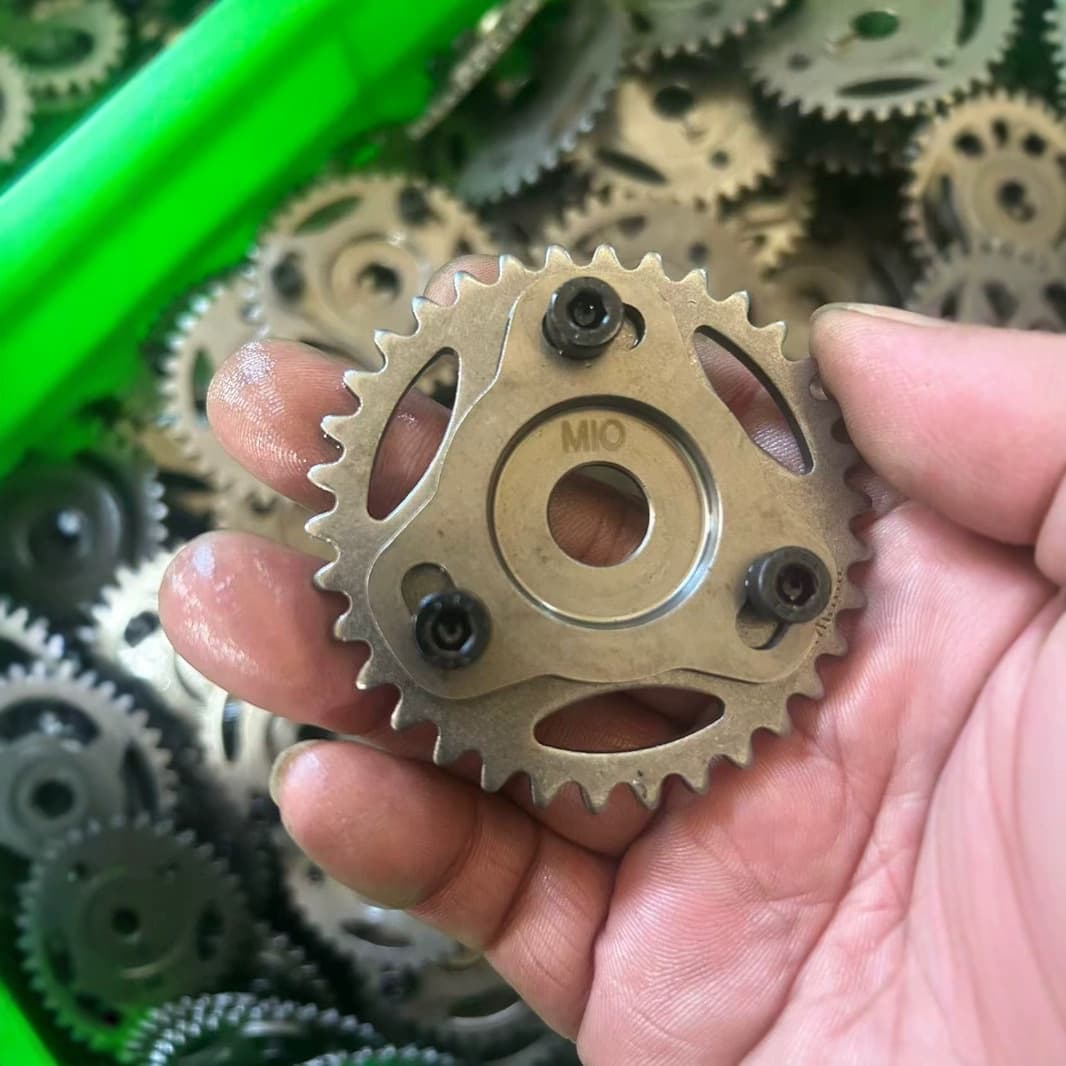 Yamaha motorcycle modification parts: timing gears/mio 34T sprockets and gear accessories.