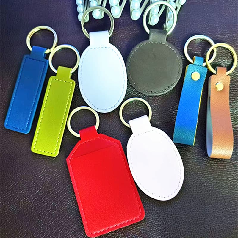 Leather personalized commuter access card sleeve teardrop mini keychain card sleeve community IC elevator card leather protector.