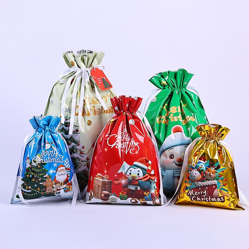 New Christmas creative gift bags in stock, drawstring foil packaging bags for gifts and candy storage