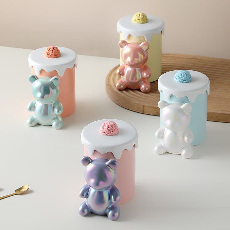 Creative three-dimensional ceramic bear mug large capacity ceramic cartoon ceramic cup breakfast milk cup gift cup