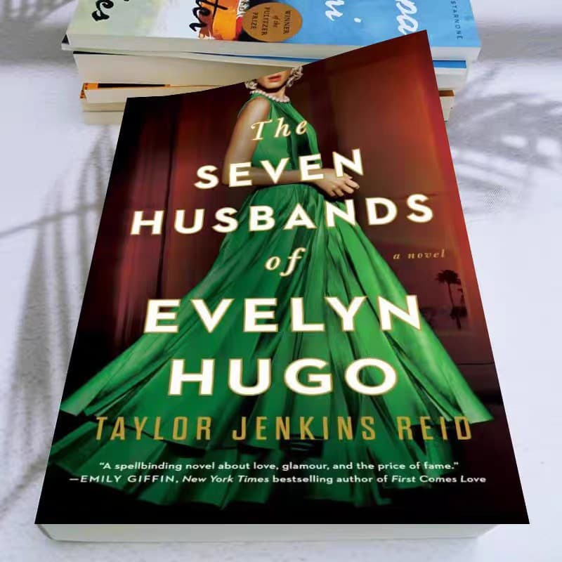 The Seven Husbands of Evelyn Hugo - English Version