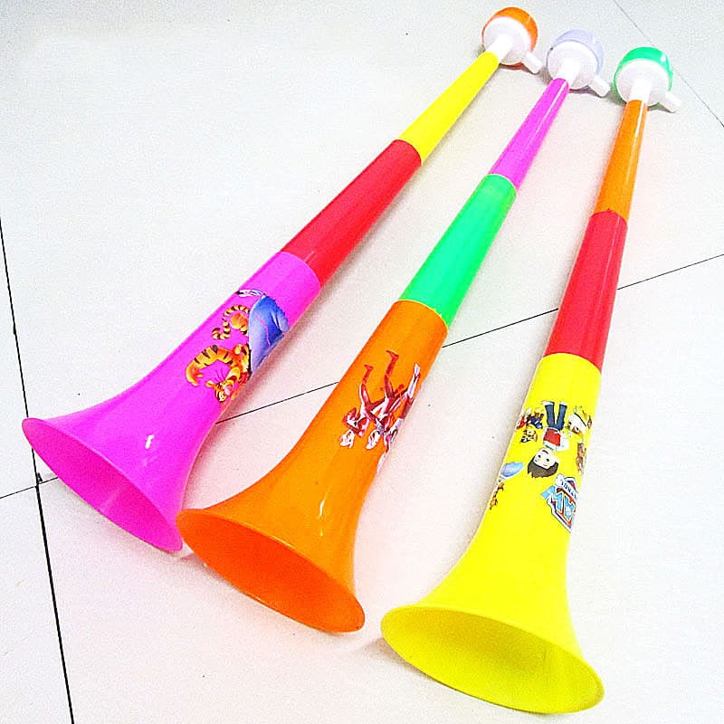Flat-mouth large 3-section telescopic plastic horn cheer prop with stickers, children's blow horn, wholesale for street vendors.