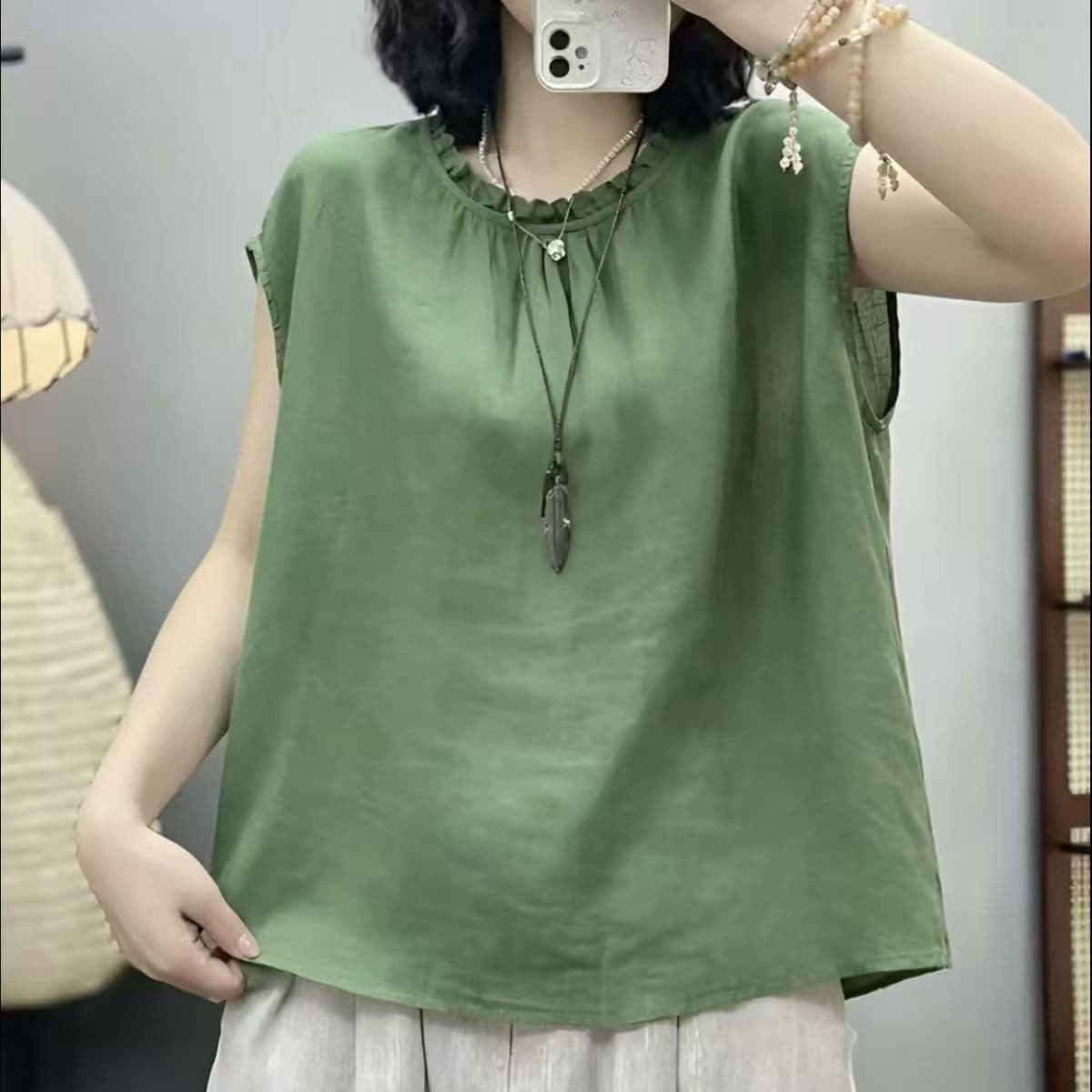 2026 new summer style fungus edge collar short-sleeved shirt, fashionable loose large size, covering the flesh, showing slimming temperament, thin top