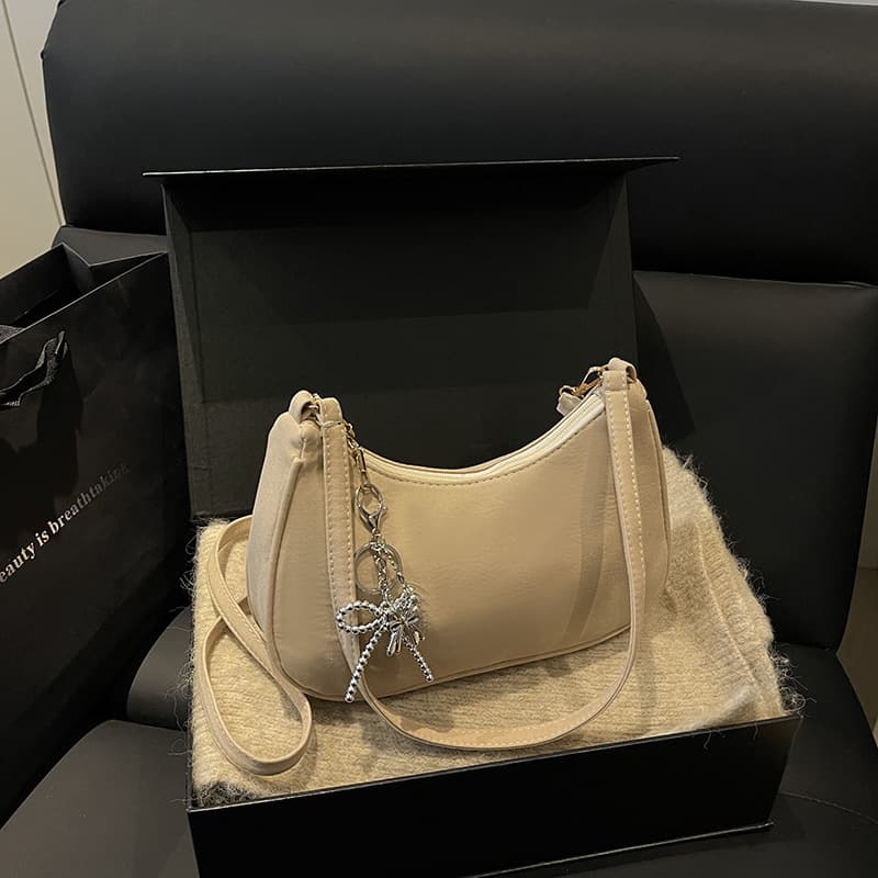 Frosted Personalized Trendy Textured Fashion 2026 New Stylish Minimalist Chain Shoulder Crossbody Underarm Small Square Women's Bag