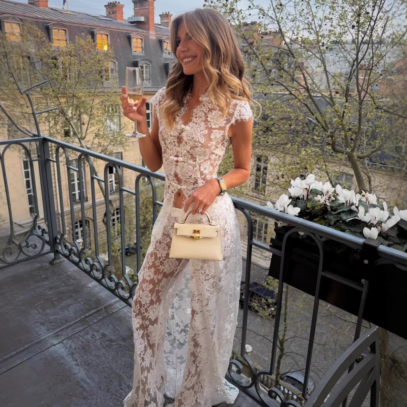 Women's 2026 Summer V-Neck Lace Short Sleeve Split Top and Long Pants Set 2026 New Women's Summer Suit