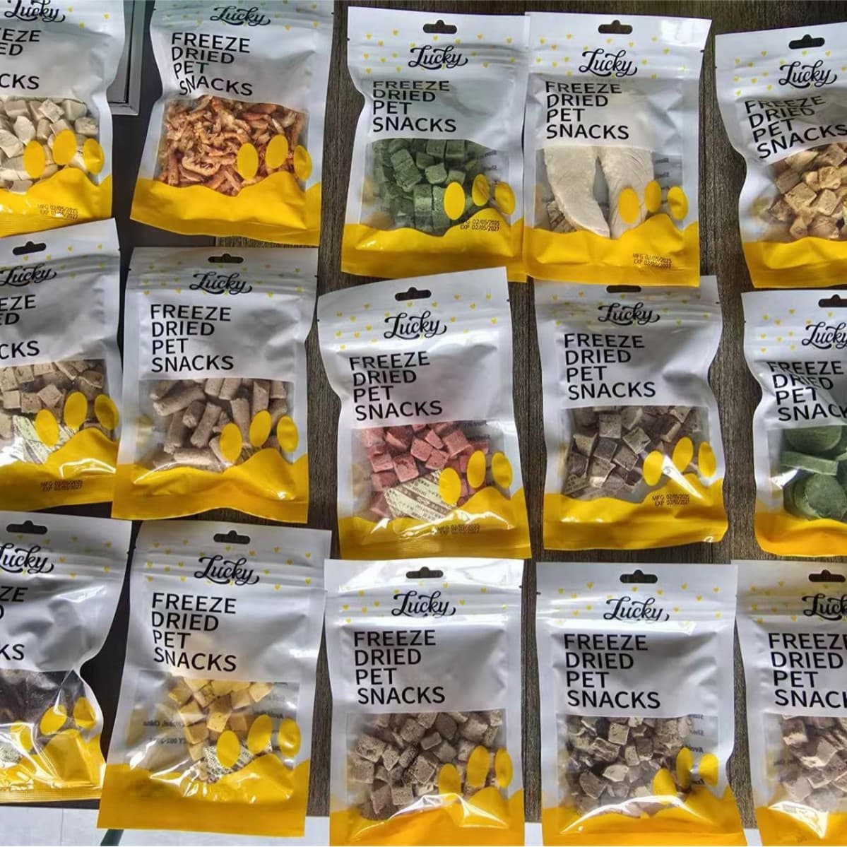 Pet Freeze-Dried Snacks Bagged Freeze-Dried Snacks Chicken Pellets Cat Grass Pellets 30g Bagged Small Package Freeze-Dried Wholesale