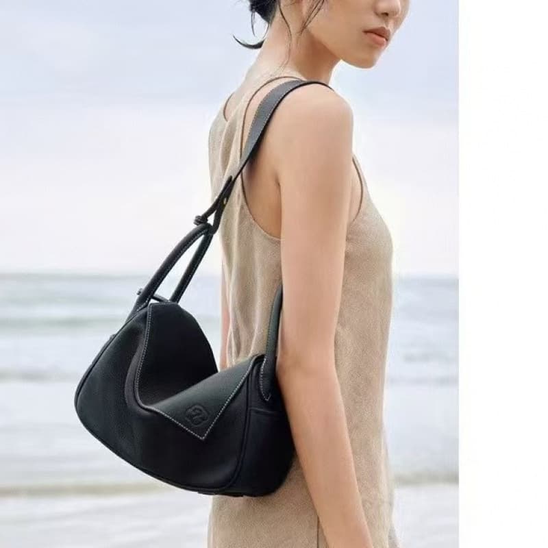 New Niche Palace-Selected Yuanbao Bag, High-Quality Cowhide Pillow Bag, Fashionable Shoulder Crossbody Bag, Commuter Armpit Bag for Women