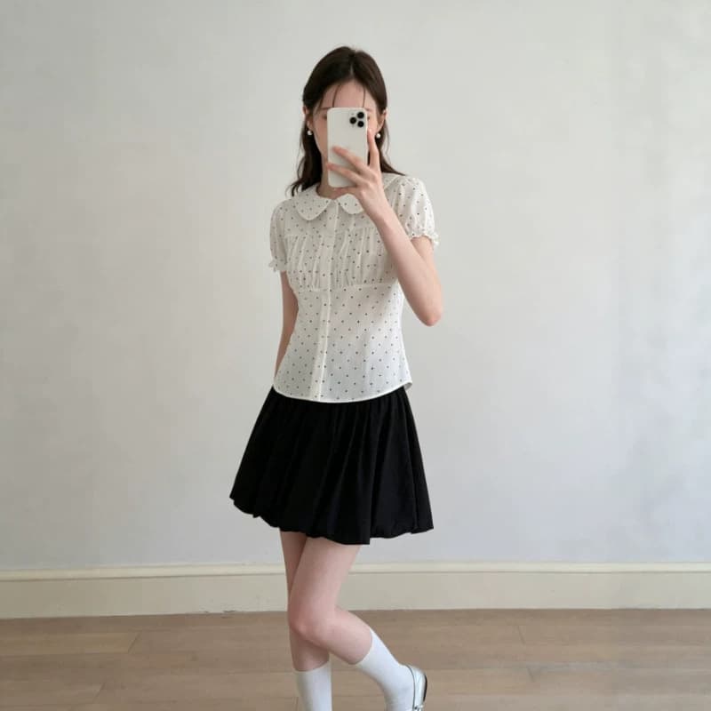 French Girl Turn-Down Collar Puff Sleeve Polka Dot Shirt for Women, Summer Design Short Sleeve Elegant Slim White Top