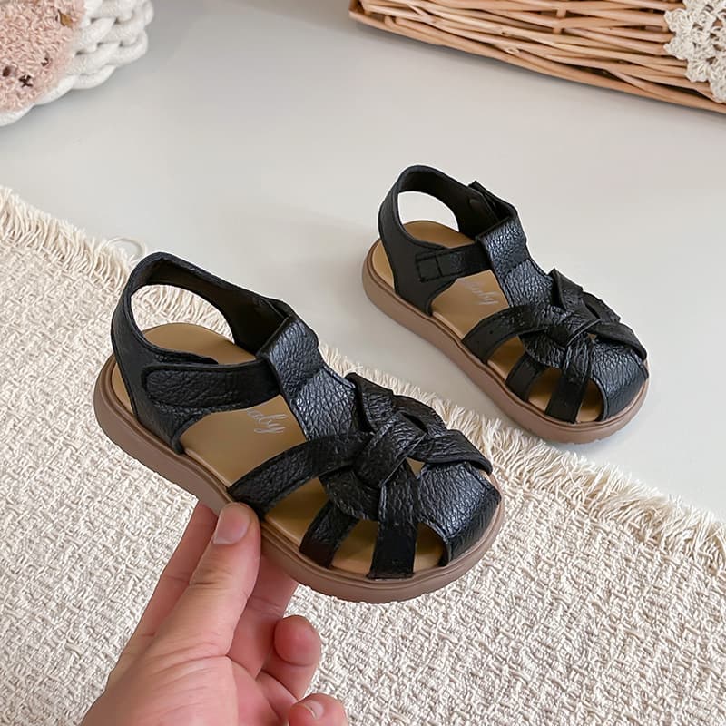Girls Korean Retro Closed-Toe Sandals 2026 New Summer Baby Hollow Breathable Woven Roman Shoes Soft Sole Anti-Slip