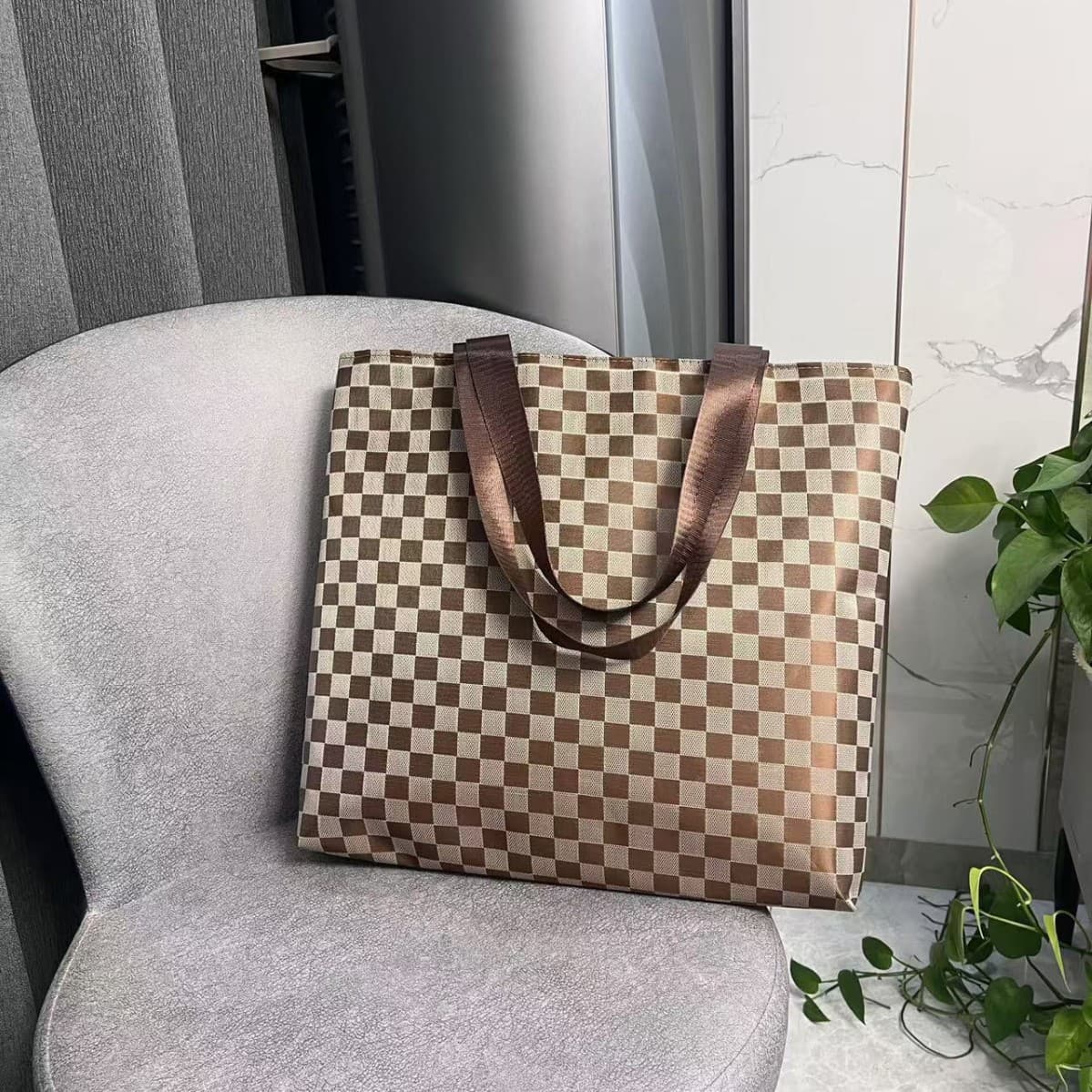2024 New Cross-Border Oxford Cloth Large Capacity High-End Handbag Shoulder Bag for Mothers and Babies, Lightweight and Convenient for Outings