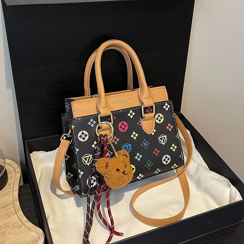 Cross-Border Bags for Women 2025 New Printed Fashion Portable Shoulder Commuter Bag Versatile Crossbody Tote Bag Feminine Style