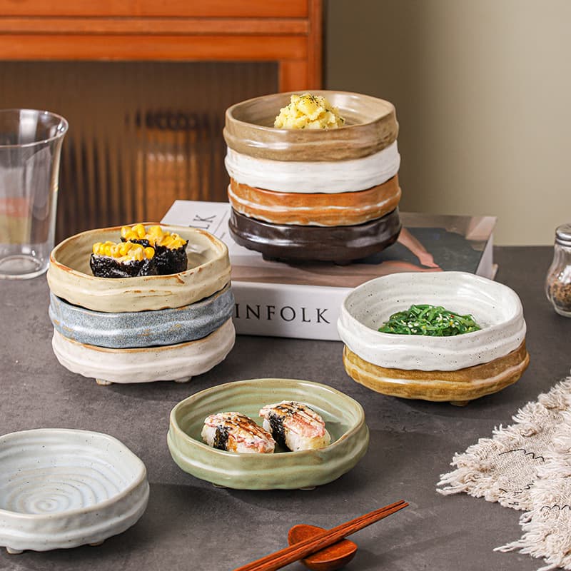 Japanese handmade stoneware tableware, retro small dishes, dessert snacks, cold dishes, ceramic dipping sauce dishes, restaurant dipping dishes