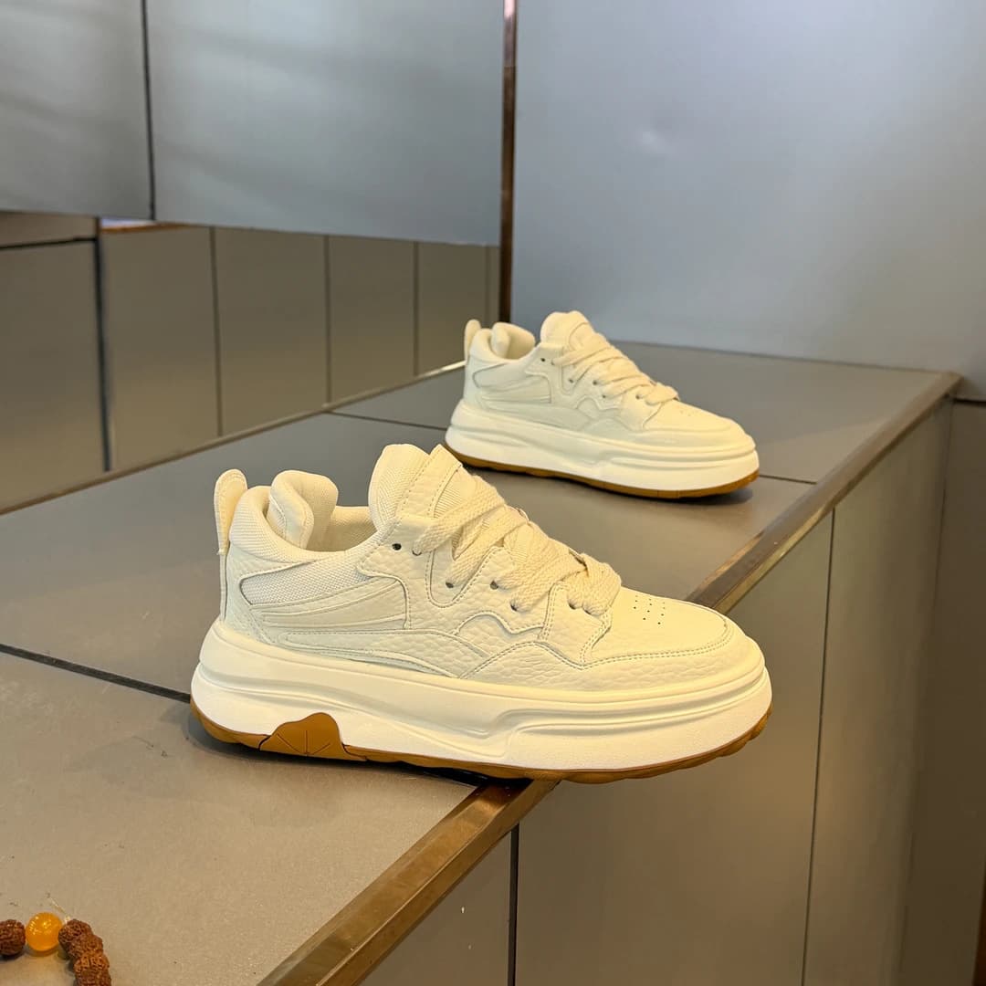 2026 Spring New Men's Shoes Korean Style Trendy Thick-Soled Height-Increasing White Sneakers Casual Sports Board Shoes Versatile Color-Blocking