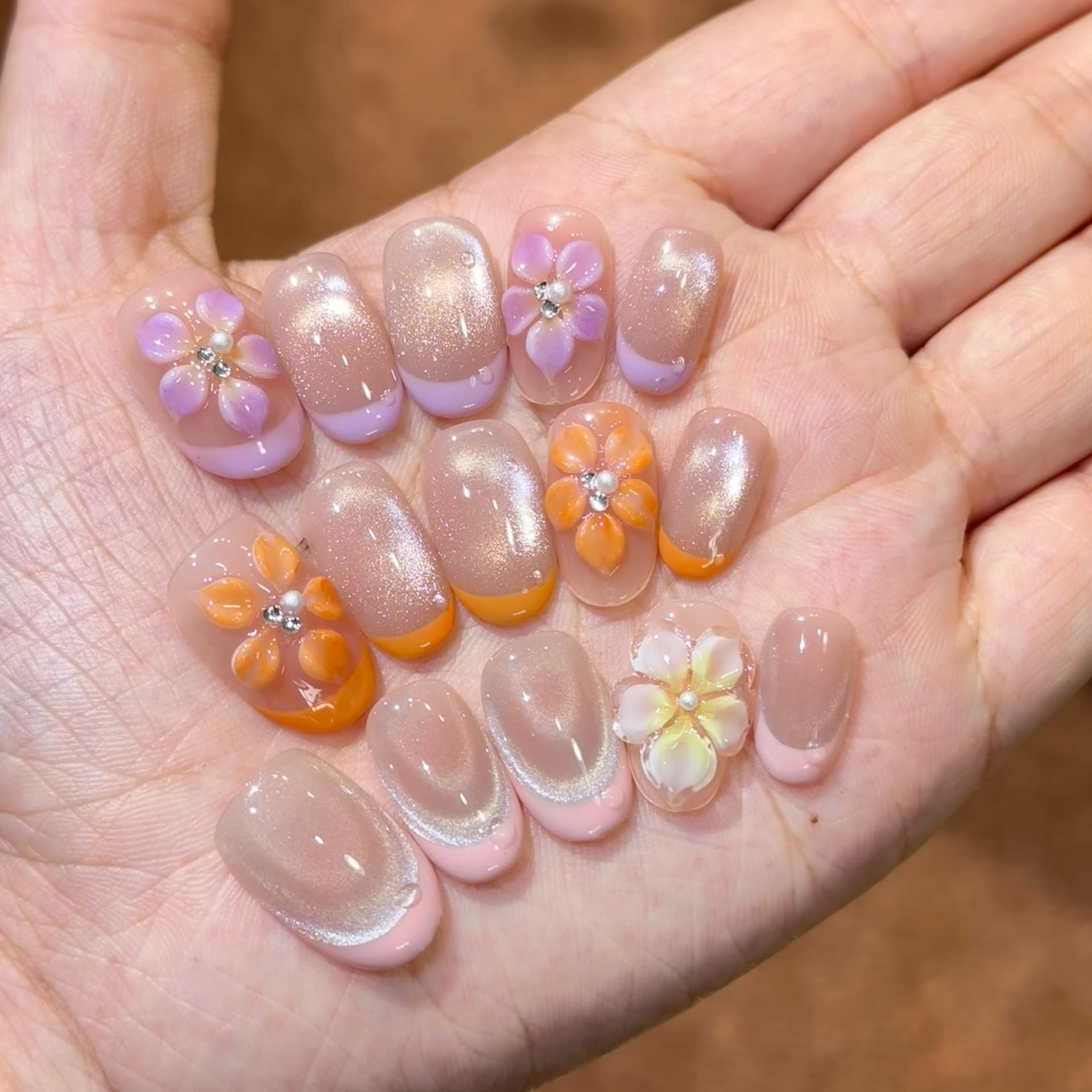 [Squishy Flower Collection] Handmade Press-On Nails Cat Eye Gradient Premium Design Gentle Elegance Removable Manicure