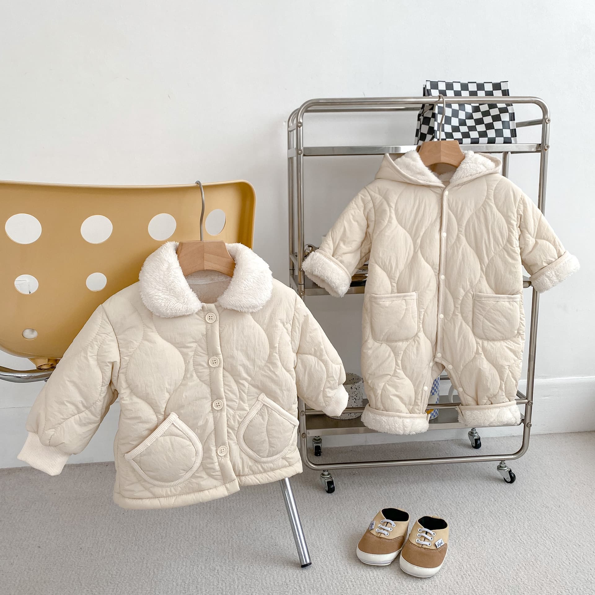 Korean Style Ins Baby Cotton Padded Coat Winter Warm Outerwear for Boys and Girls, Long Romper with Hood