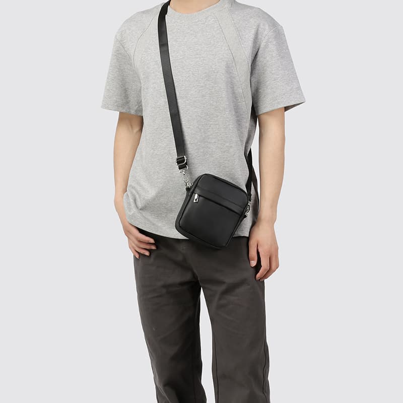 Men's Phone Crossbody Bag Japanese Style New Trend Casual Simple Shoulder Bag PU Leather Waterproof Sling Bag for Women