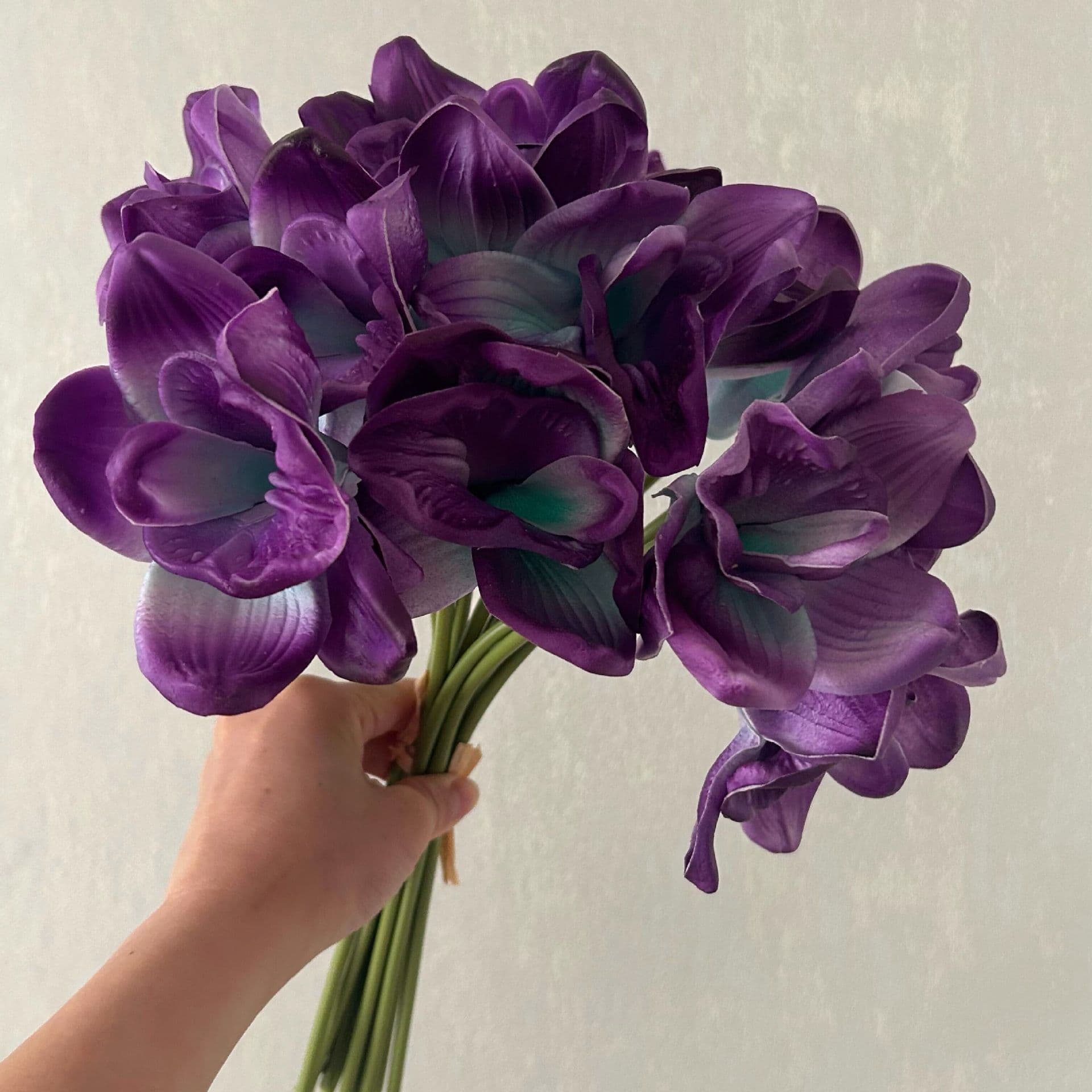 New European style artificial flower single PU Huilan home decoration feel moisturizing decorative bouquet photography props wholesale