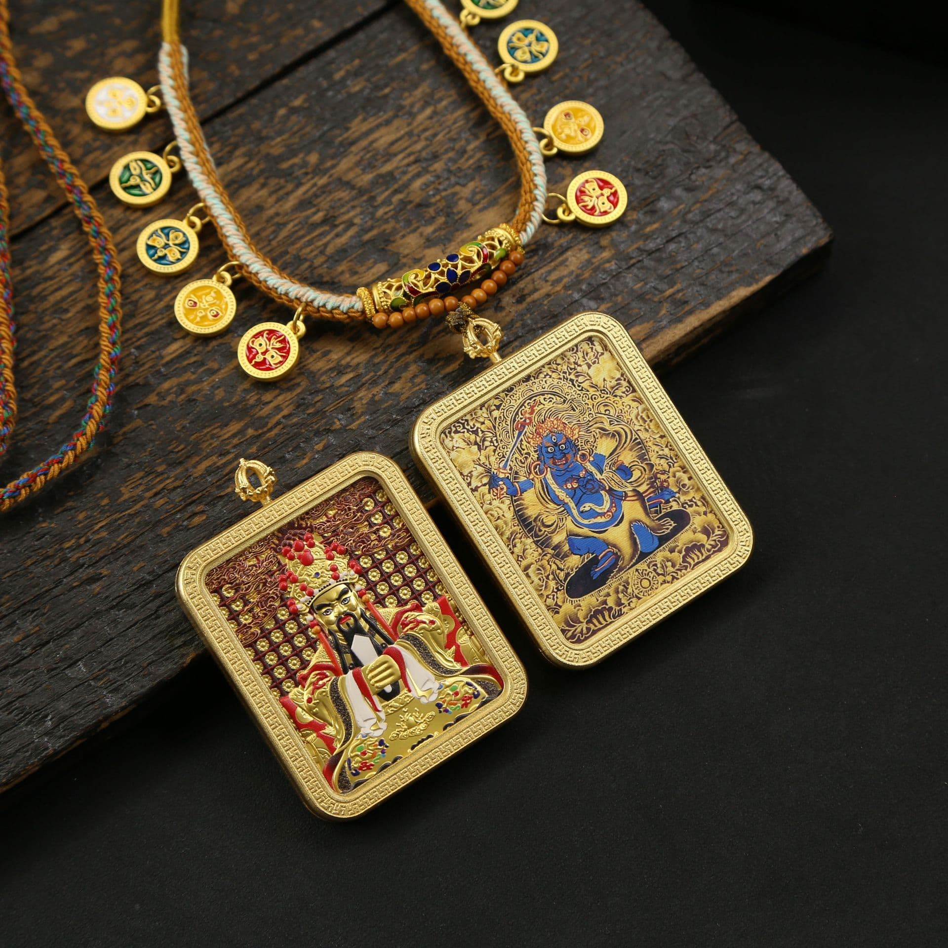 Brass Eight Great Protector Deities 3D Wuye Thangka Portrait Colored Outline Necklace Tibetan-Style National Trend Pendant Wutai Mountain