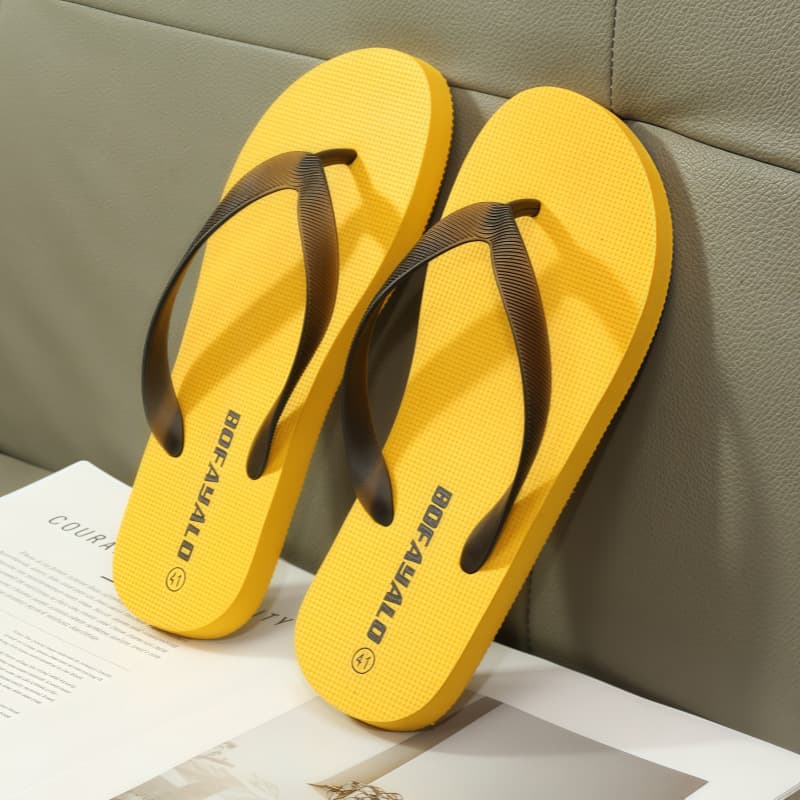 Zhongyue 2025 New Men's Flip-Flops, Summer Outdoor Wear, Durable Fashionable Personalized Soft-Soled Men's Casual Sandals, Wholesale