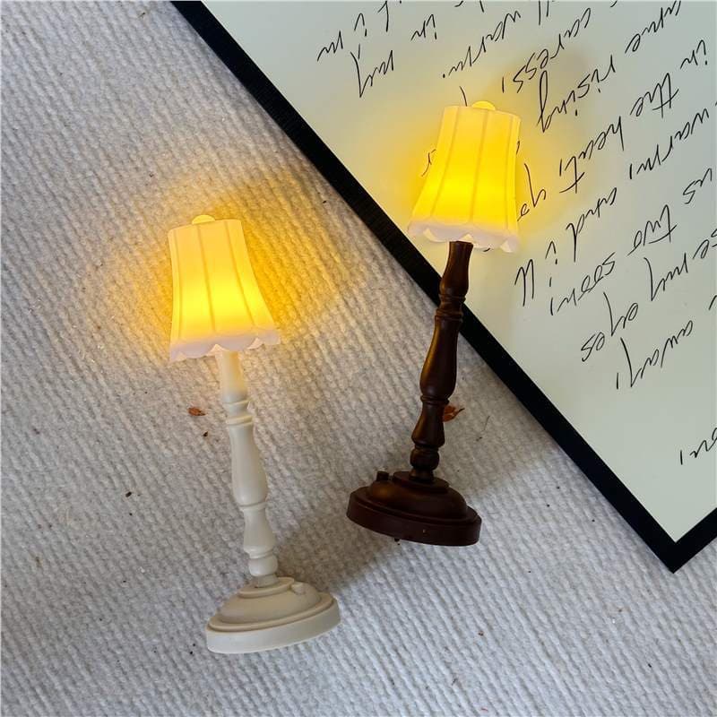INS-style bedroom bedside night lights, European retro small table lamps, room desktop decorative ambient lighting, LED table lamp ornaments