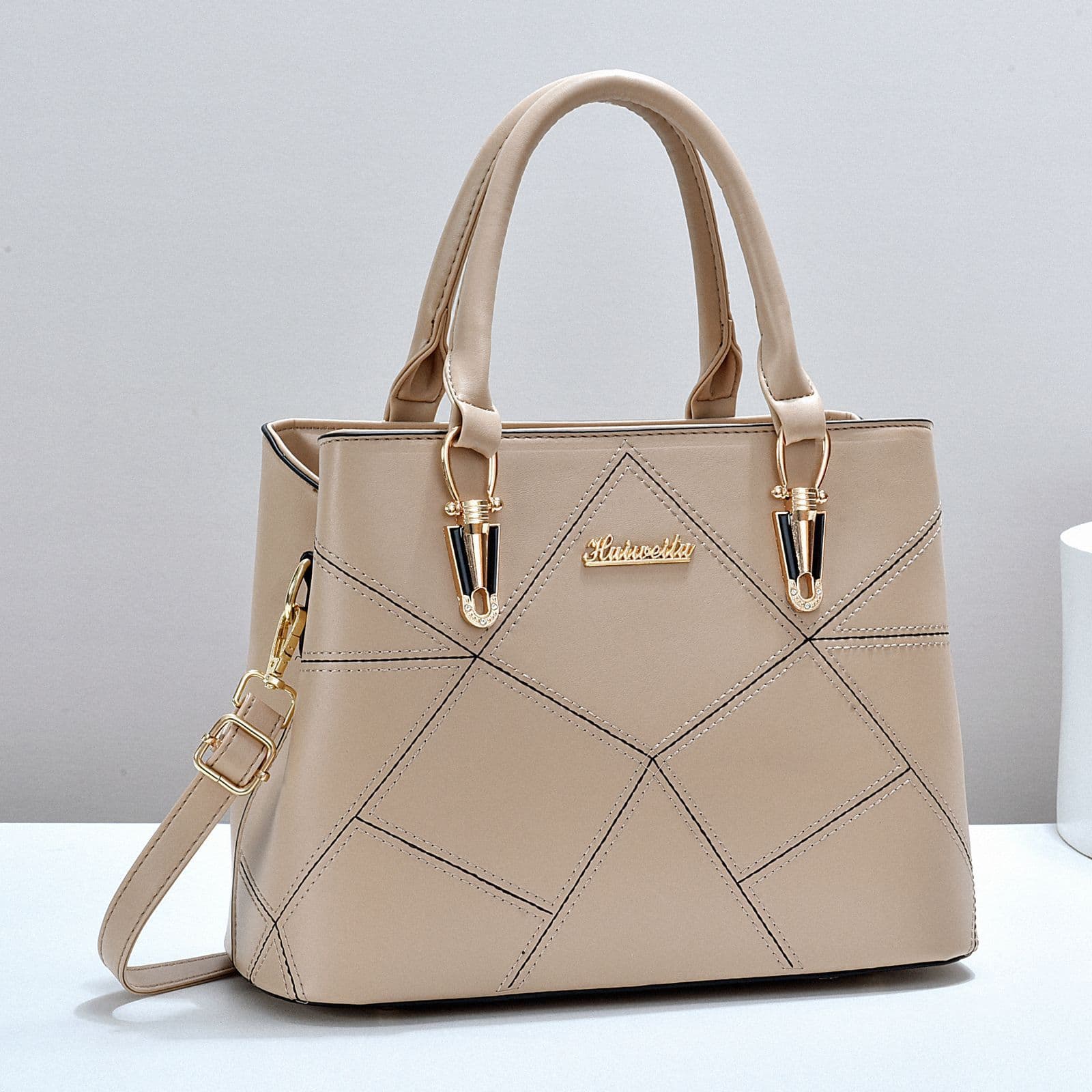 Large Capacity Handbag Classic Women's Shoulder Crossbody Bag Fashion High-End Sense Bags