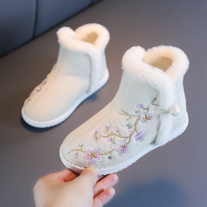 Girls Snow Boots 2025 Winter New Children Boots Cotton Shoes Thickened Plush Embroidered Hanfu Shoes Ancient Style Shoes