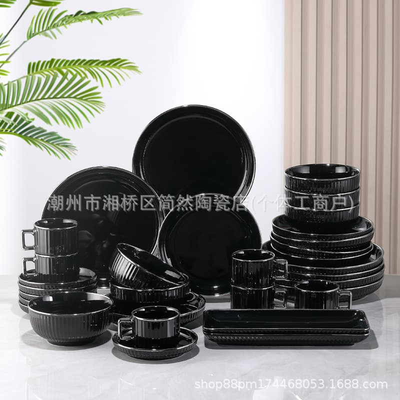 Manufacturer wholesale 32-head ceramic black tableware hotel commercial square plate dish plate light luxury set