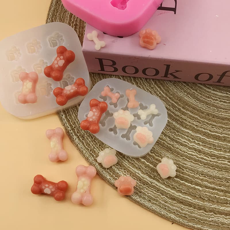 Cute Cartoon Cat Paw Dog Bone Silicone Mold DIY Resin Baking Molds Food Toys Irregular Shape Chocolate Mold for Baking And Crafts