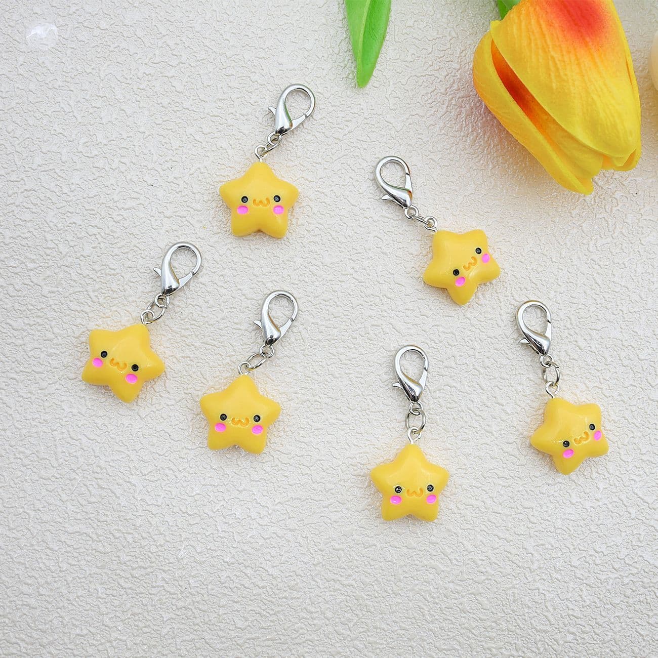 Cross-border New Creative Smiley Star Pendant Keychain Little Star Figure Car Ornament Bag Charm