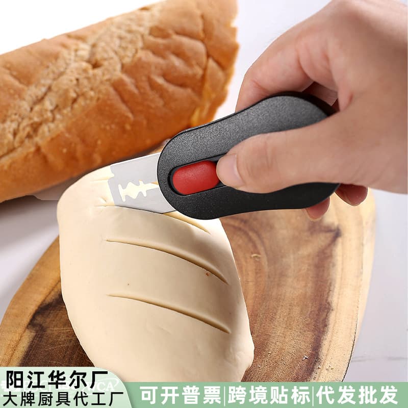 In-Stock New Baking Tools Bread Shaping Knife European-Style Bread Scoring Knife Plastic Push-Pull Bread Cutter