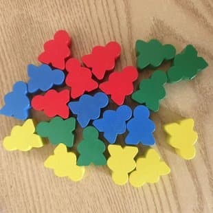Factory Supply Colorful Wooden Flying Chess, Human-Shaped Checkers Pieces, Wooden Novelty Game Pieces, In-Stock Wholesale