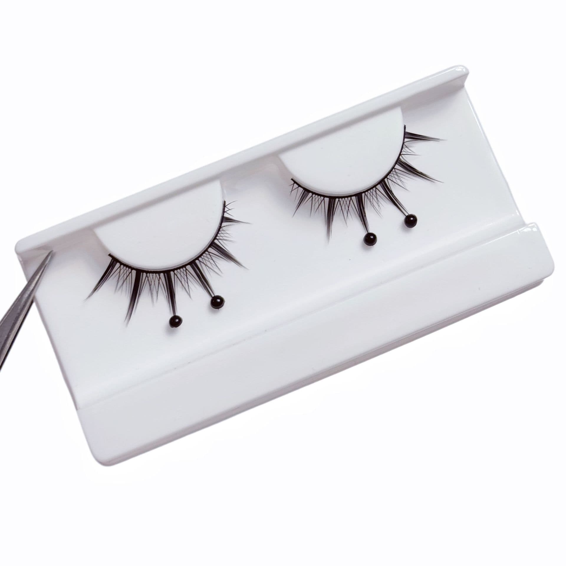 A Pair of C04 Thick Eyelashes, Exaggerated Cross-Over False Eyelashes, Stage Performance Latin-Style Eyelashes with Sequins and Rhinestones
