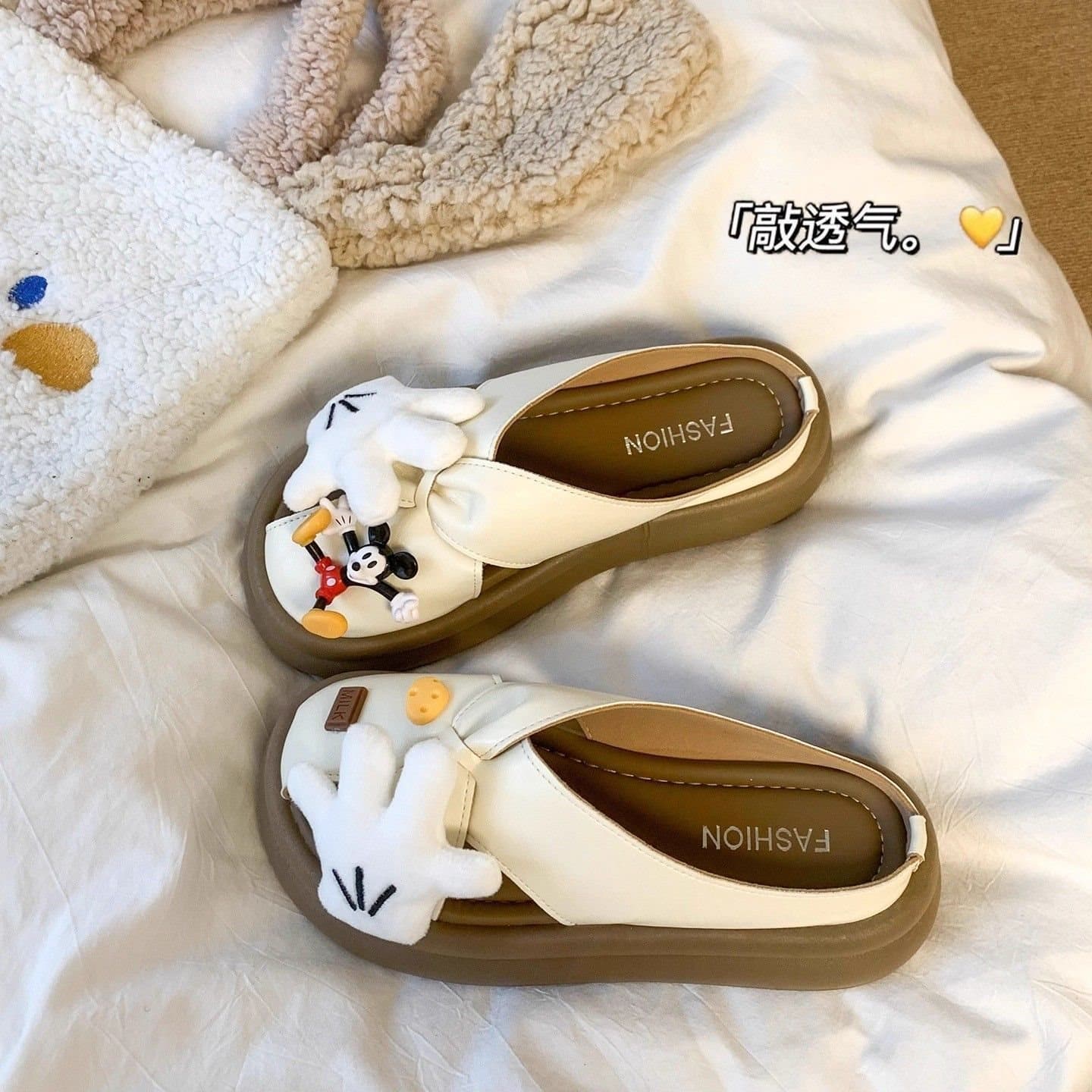 Fashionable and Cute Cartoon Mickey Baotou Slippers for Women 2026 Summer New Style Outerwear Home Beach Casual Sandals