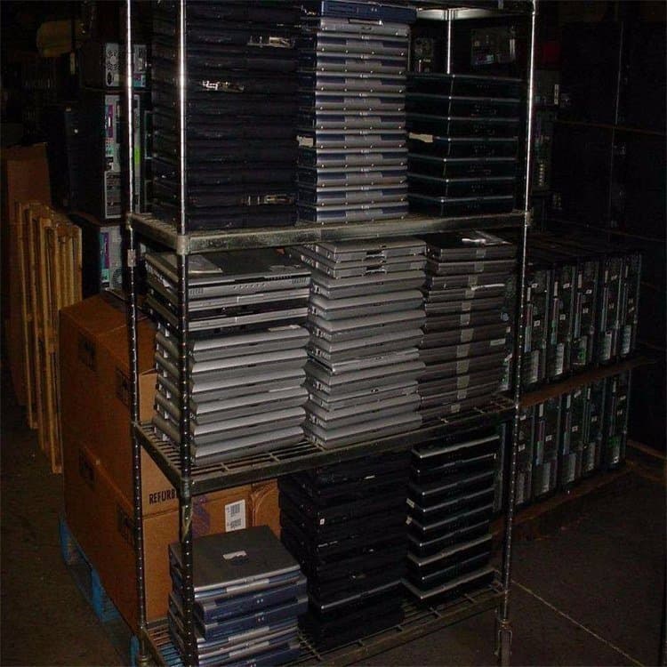 North China region office computer recycling, old server acquisition and old laptop recycling, waste material recycling.