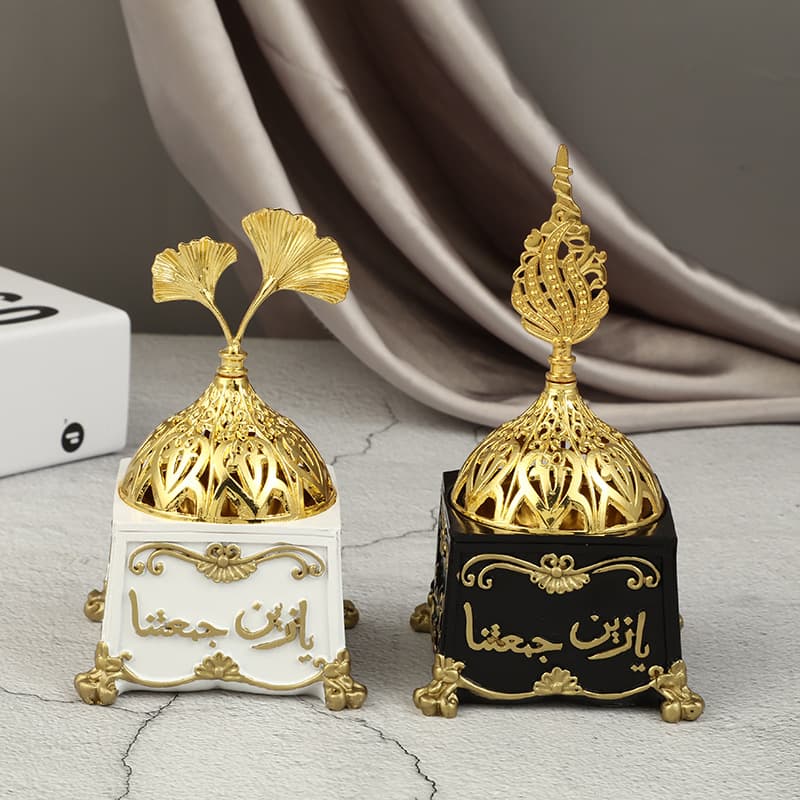 Fashionable European Style Metal Relief Hollow Incense Burner Cover Office Home Decoration Aromatherapy Burner Ornament