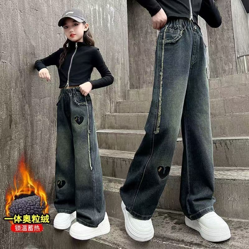 Girls' long pants, fleece-lined, autumn and winter, Korean style, fashionable wide-leg pants for medium and large children, one-piece fleece winter style, children's jeans, trendy.
