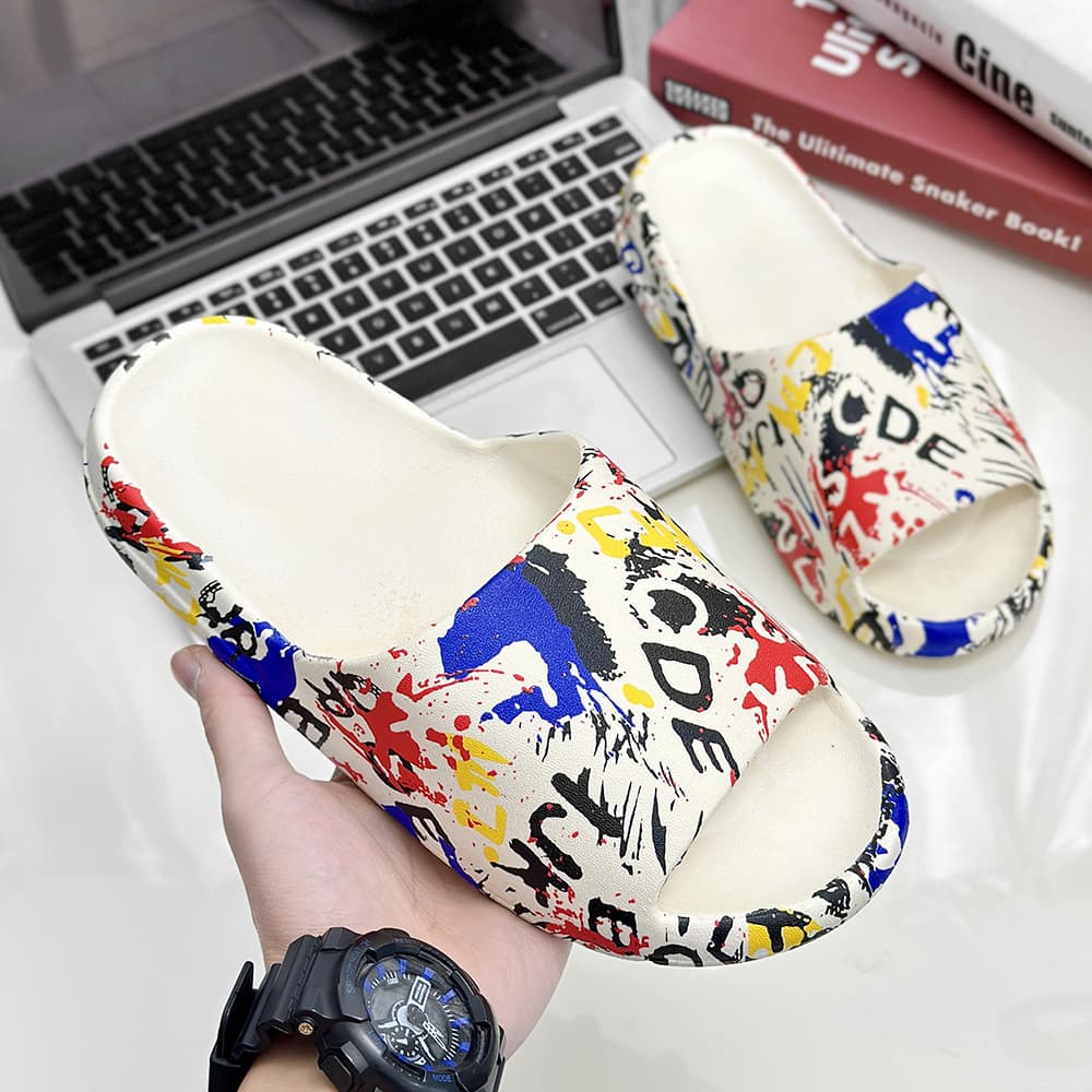 Trendy Summer Slippers For Men Outer Wear Indoor Home Bathroom Anti-Odor Plus Size Cool Slippers Men's Wholesale