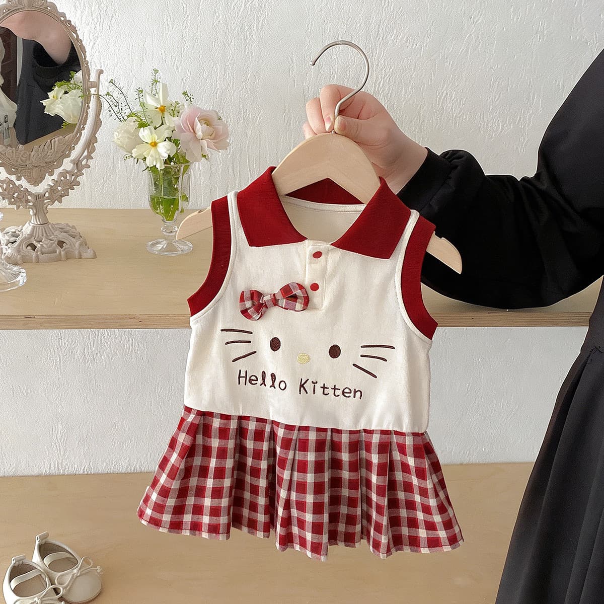 2026 Summer New Style Cute Cat Girls' Sleeveless Dress Red and White Contrast Plaid Princess Dress Baby Toddler Clothes Wholesale