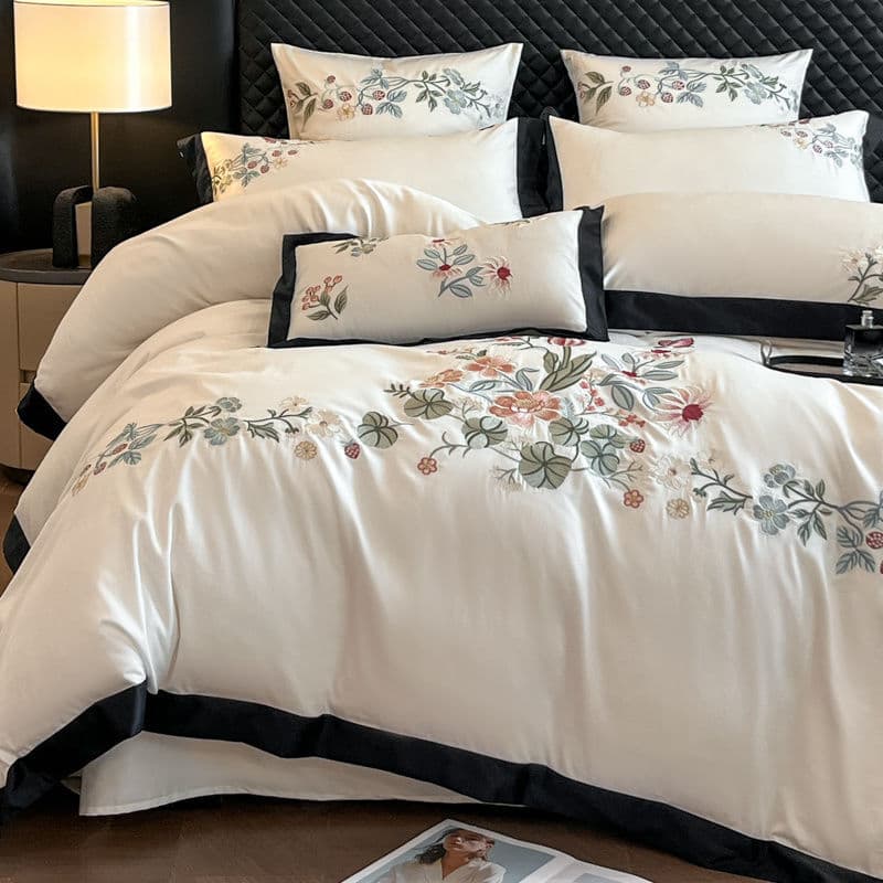 French High-End Embroidered Four-Piece Set, Skin-Friendly Floral Duvet Cover, Pure Cotton Fitted Sheet, All-Season Bedding