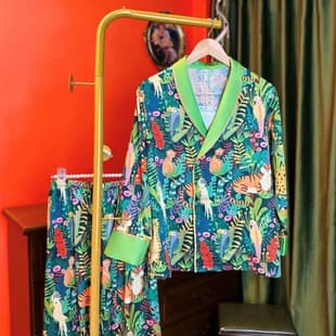 Custom Sleepwear Fashion Double-Breasted Shawl Collar Ice Silk Long Sleeve High-End Homewear Women Silk Pajamas