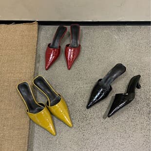 G623-3~ Closed-Toe Half Slippers for Women, 2026 New Arrival, Elegant Pointed Toe French Mid-Heel Mules