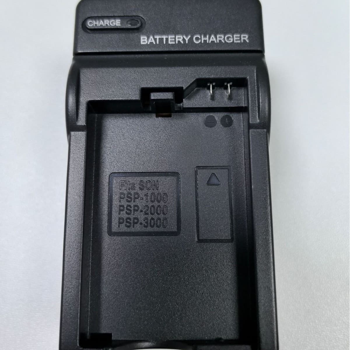 Factory Direct Digital Camera Charger for Sony PSP1000/2000/3000